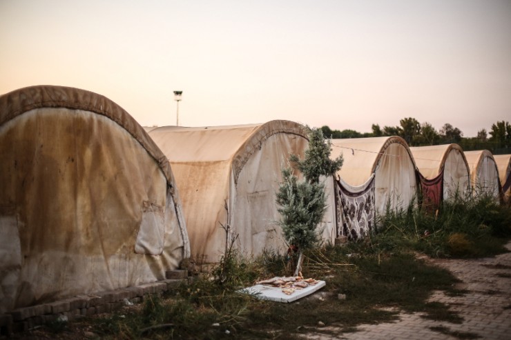 Sátrak a diyarbakiri menekülttáborban. Fotó: Fodor Zsuzsánna